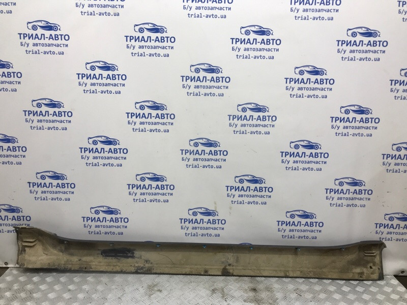 Накладка порога внешняя правая Mitsubishi Pajero Wagon 4 3.2 ДИЗЕЛЬ 4M41 2006 (б/у) Київ - зображення 4