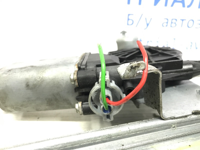 Стеклоподъемник задний правый Nissan Qashqai J10 2.0 БЕНЗИН MR20DE 2006 (б/у) Киев - изображение 4