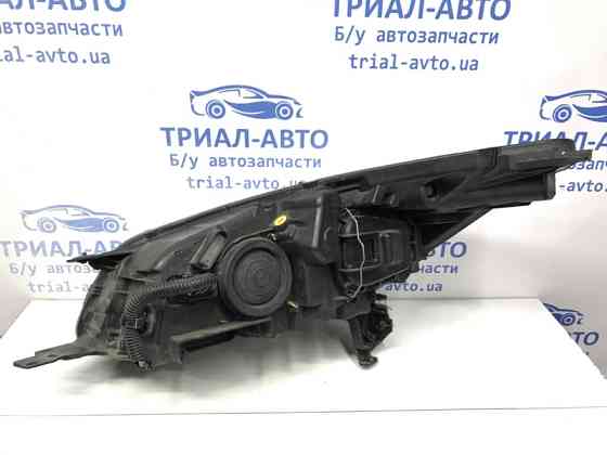 Фара правая галоген Ford Kuga CBS 2.0 DIESEL 2011 (б/у) Киев