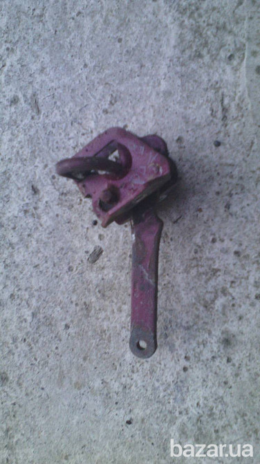 Ограничитель открывания передней двери 443837249b Ауди-100 86г.в. Винница - изображение 2