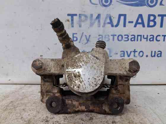 Суппорт задний правый Toyota Avensis T25 1.8 БЕНЗИН 1ZZFE 2002 (б/у) Киев
