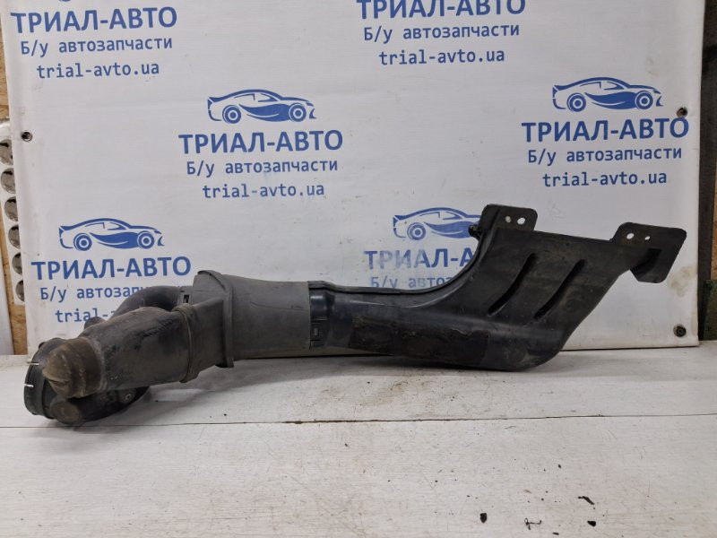 Воздухозаборник Mitsubishi Pajero Wagon 3 3.2 ДИЗЕЛЬ 4M41 1999 (б/у) Київ - зображення 3