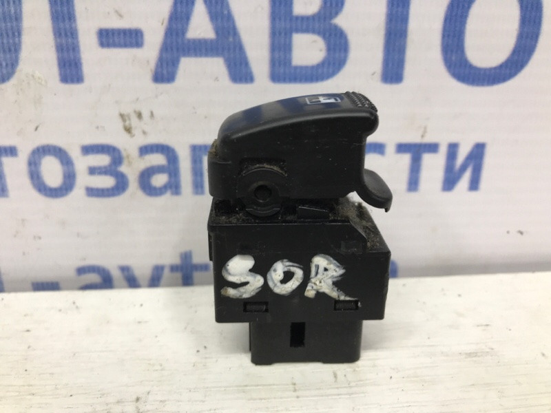 Кнопка стеклоподъемника Kia Sorento BL 2.5 DIESEL D4CB 2002 (б/у) Киев - изображение 1