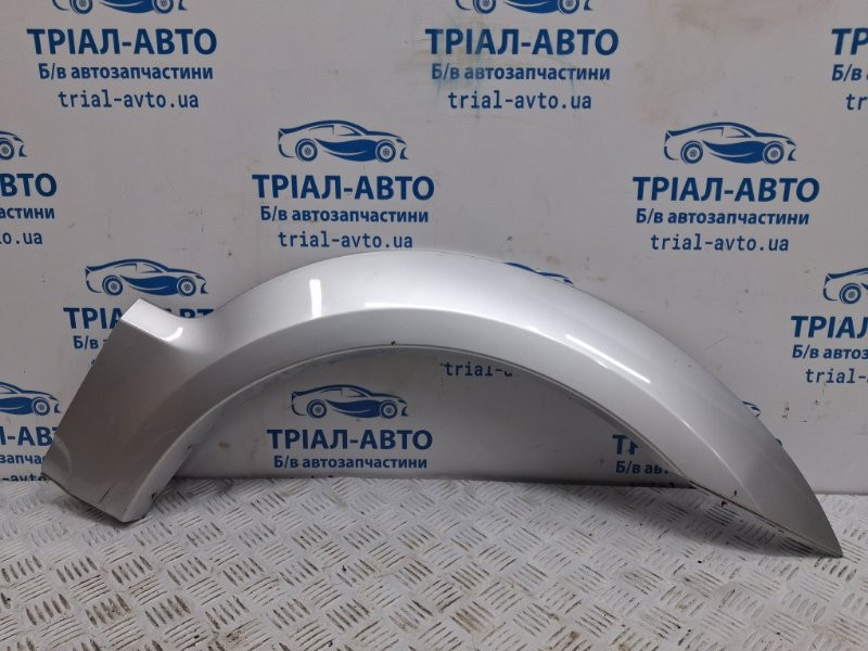 Накладка крыла Kia Sorento BL 2.5 DIESEL D4CB 2002 перед. прав. (б/у) Київ - зображення 1