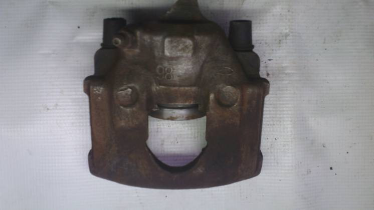 Суппорт передний правый Форд №86 Винница - изображение 3