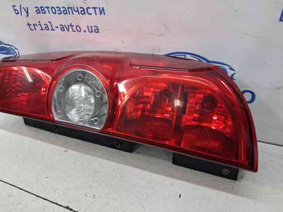 Фонарь задний внешний правый Fiat Doblo 2 1.6 ДИЗЕЛЬ MULTIJET 2010 (б/у) Київ