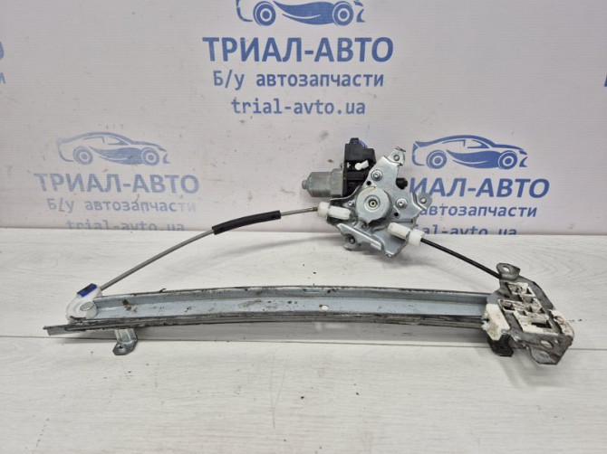 Стеклоподъемник передний правый Nissan Juke F15 1.6 TURBO MR16DDT 2010 (б/у) Киев - изображение 2