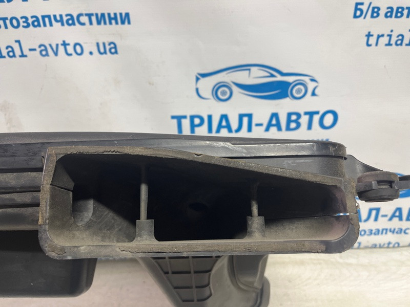 Резонатор воздухозаборника Infiniti QX60 L50 3.5 БЕНЗИН VQ35DE 2013 (б/у) Київ - зображення 7