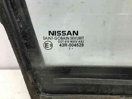 Стекло двери задней правой (форточка) Nissan Tiida C11 1.6 БЕНЗИН HR16 2004 (б/у) Київ