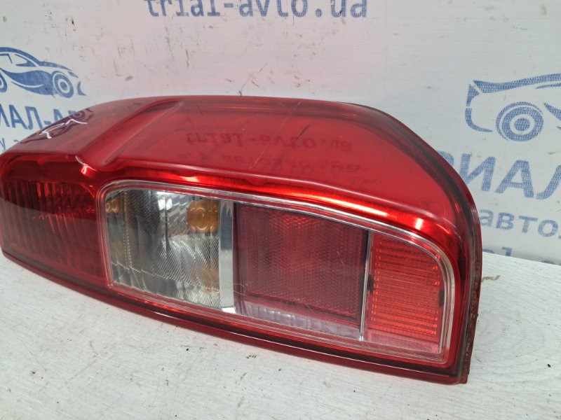 Фонарь задний внешний правый Nissan Navara D40 2.5 DIESEL YD25DDTI 2004 (б/у) Київ - зображення 2