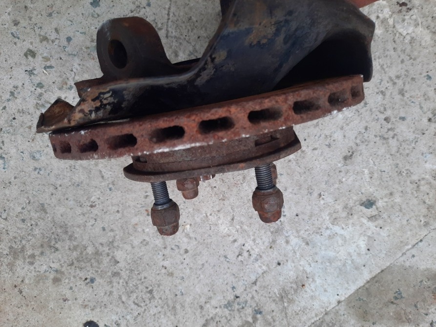 MB518707 Поворотный кулак правый Mitsubishi Lancer IV Разборка Дніпро - зображення 4
