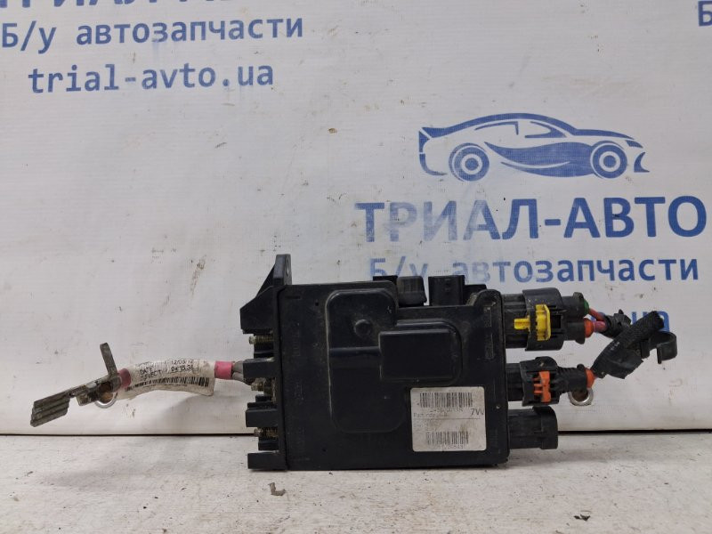 Блок предохранителей Renault Megane 3 1.5 DIESEL K9K 2008 (б/у) Київ - зображення 1