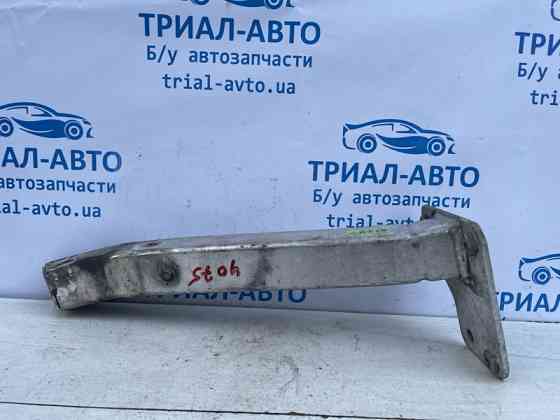 Кронштейн усилителя переднего бампера Jeep Cherokee KL 2.4 БЕНЗИН ED6 2013 лев. (б/у) Киев