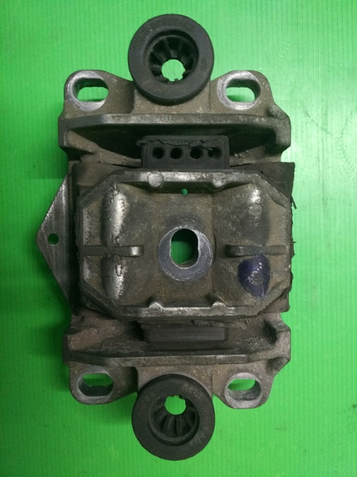 Подушка опора двигуна 1S71-7M122-CC Форд Мондео , верхня опора КПП 1X437M122 Винница - изображение 2