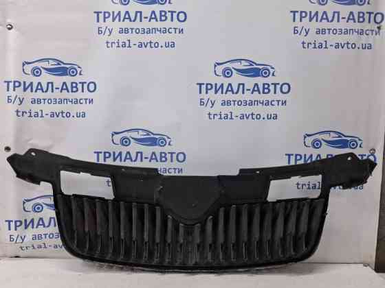 Решетка радиатора Skoda Fabia 2007-2014 5J0853668 9B9 (Арт. 78128) Київ