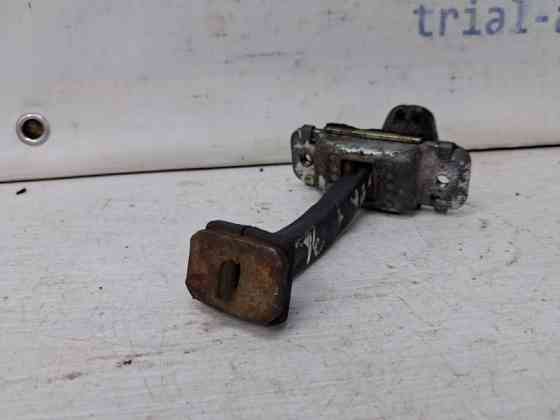 Ограничитель двери задний левый Kia Sorento BL 2.5 DIESEL D4CB 2002 (б/у) Киев