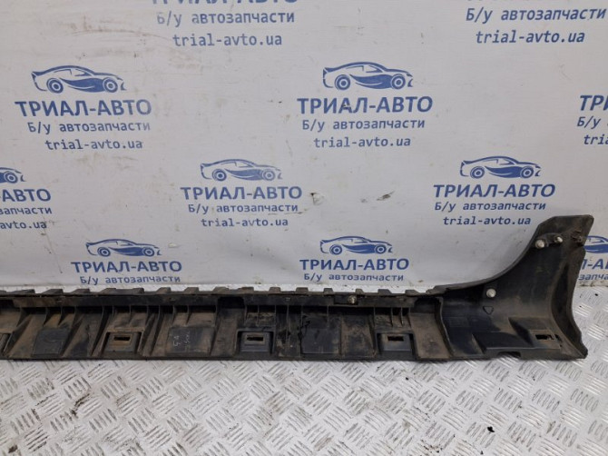 Накладка порога внешняя правая Dacia Duster 2010-2017 768516558R (Арт. 62383) Київ - зображення 6