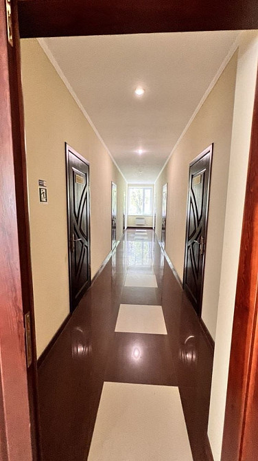 Здається в оренду 2-поверхова будівля з власною територією Луцьк - зображення 1