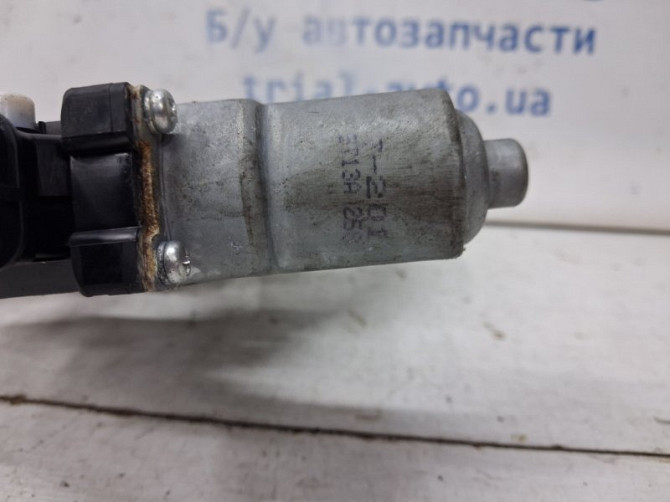 Стеклоподъемник задний левый Mitsubishi ASX GA 1.8 DIESEL 4N13 2010 (б/у) Київ - зображення 4