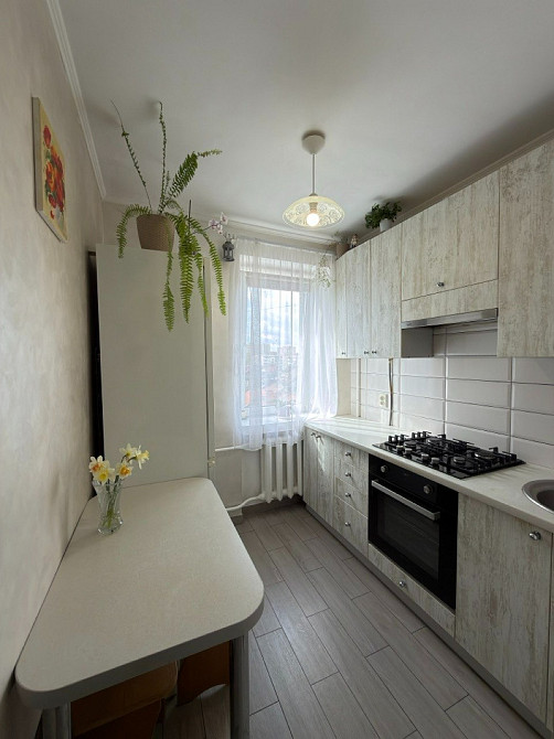 Продаж 1-но кімнатної квартири в районі Експресс Там Там Луцк - изображение 1