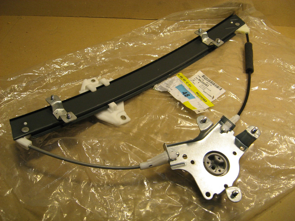 Стеклоподъемник передний Nubira Дніпро - зображення 1