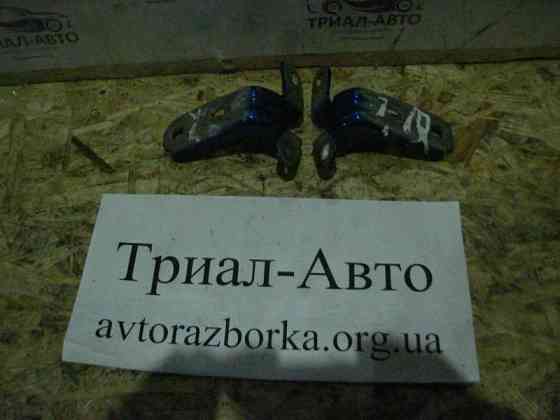 Петля двери Chevrolet Cruze J300 2009 (б/у) Киев