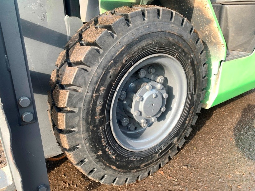 Газ-бензиновий навантажувач TCM (Nissan), із напрацюванням 7644 мотогодин. Модель: FHGE20T5. Полтава - зображення 10