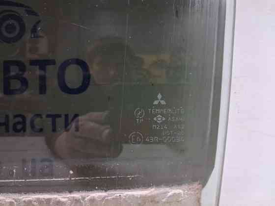 Стекло двери переднее левое Mitsubishi Pajero Sport 1996-2008 MR237965 (Арт. 64939) Киев