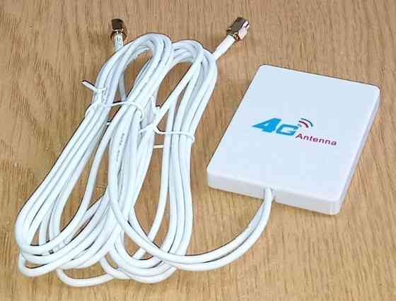 4ж антенна 791-2690 МГц 2хSMA-male 2.8 дБ MIMO панельная Дніпро