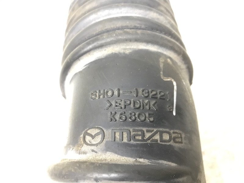 Патрубок воздушного фильтра Mazda CX 5 KE 2.2 DIESEL 2011 (б/у) Киев - изображение 3