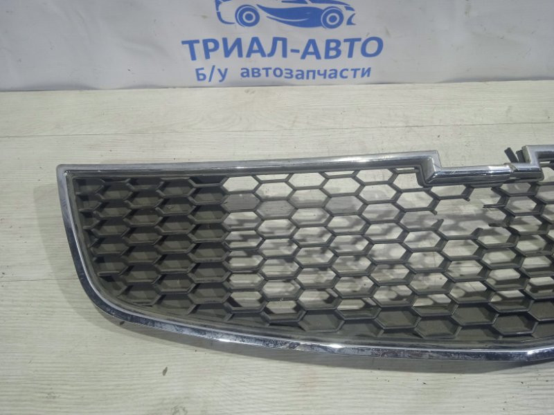 Решетка радиатора Chevrolet Cruze J300 2009 (б/у) Київ - зображення 4