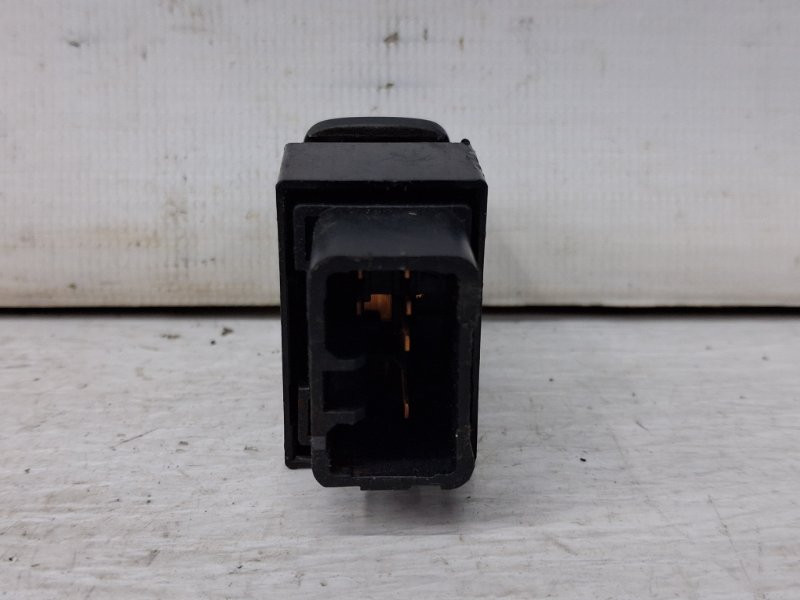 Кнопка стеклоподъемника Kia Sorento BL 2.5 DIESEL D4CB 2002 (б/у) Киев - изображение 2