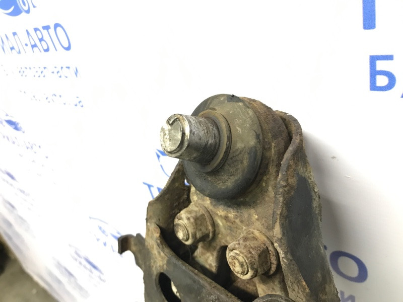 Рычаг передний нижний левый Mitsubishi Pajero Sport K9 2.5 DIESEL 4D56 1996 (б/у) Київ - зображення 2