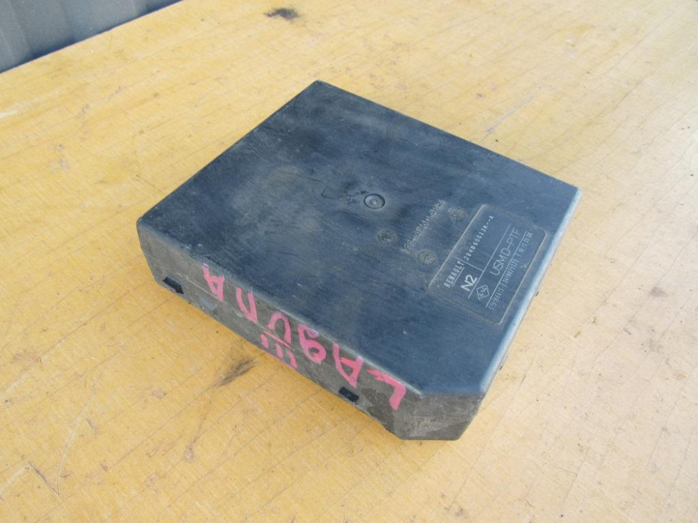 Блок предохранителей Renault Laguna III 2007-2015	(284B60013R) Ковель - изображение 3