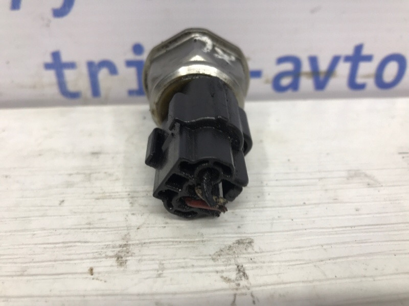 Датчик давления топлива в рейке Mitsubishi Outlander XL 2.2 DIESEL 4N14 2007 (б/у) Київ - зображення 2