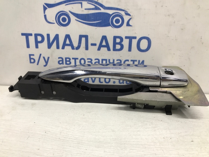 Ручка двери внешняя передняя правая Nissan X-Trail T32 1.6 DIESEL R9M 2014 (б/у) Киев - изображение 2