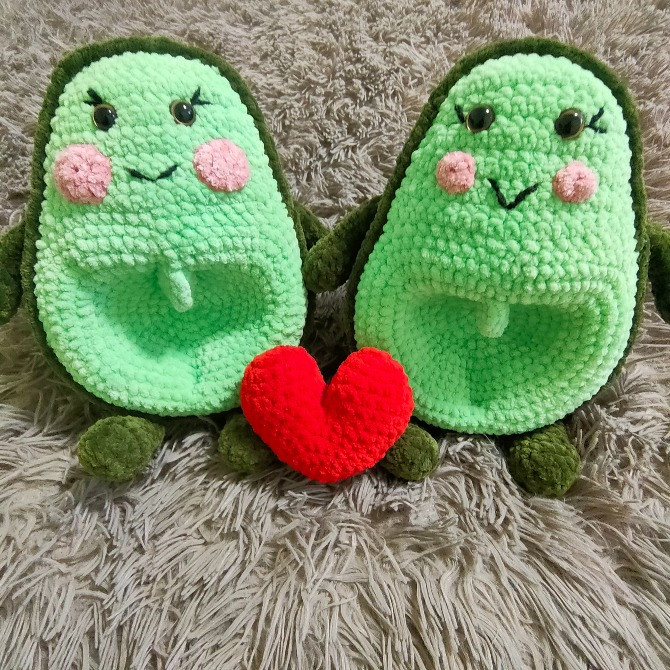 Іграшка Авокадо з сердечком закохані м'яка вязана 20 см плюшева подарунок сувенір ручна робота Нововолынск - изображение 1