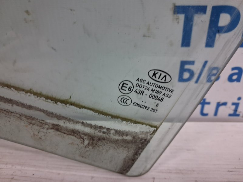 Стекло двери заднее левое Kia Sportage QL 1.7 DIESEL D4FD 2015 (б/у) Київ - зображення 3