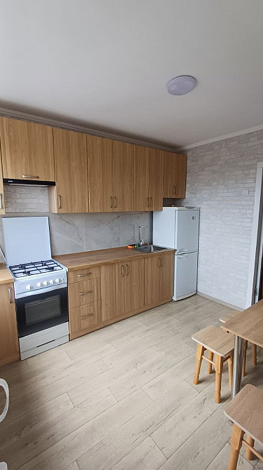 Продається 3-х кімнатна квартира в м. Звягель, вул. Шевченка 76. Новоград-Волинський - зображення 2