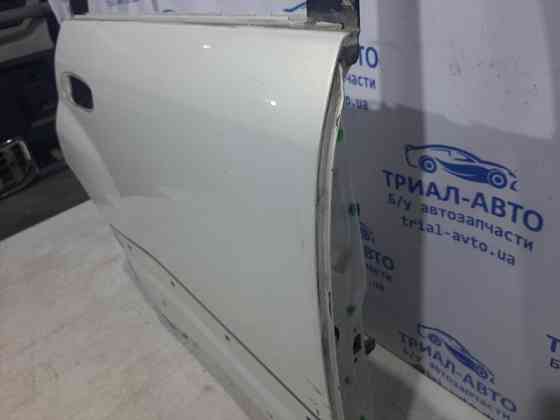 Дверь задняя правая Toyota Land Cruiser J100 1998 задн. прав. (б/у) Киев
