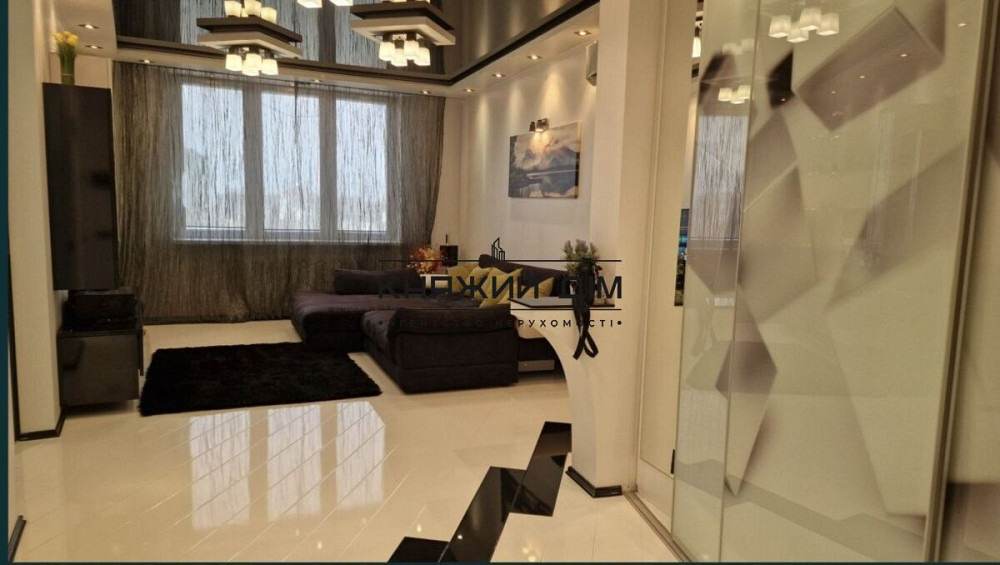 Продаж  1-кімнатна квартира, 55 м#178; — вул. Олени Пчілки, 2 м.Позняки Киев - изображение 1