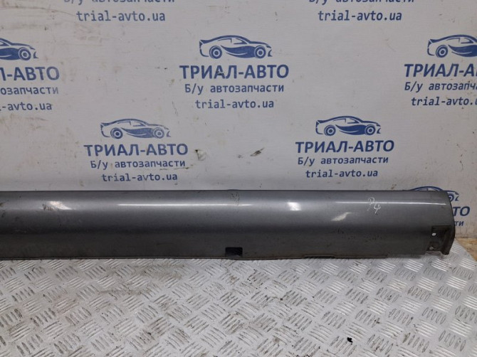 Накладка порога внешняя правая Kia Sorento BL 2.5 DIESEL D4CB 2002 (б/у) Київ - зображення 3
