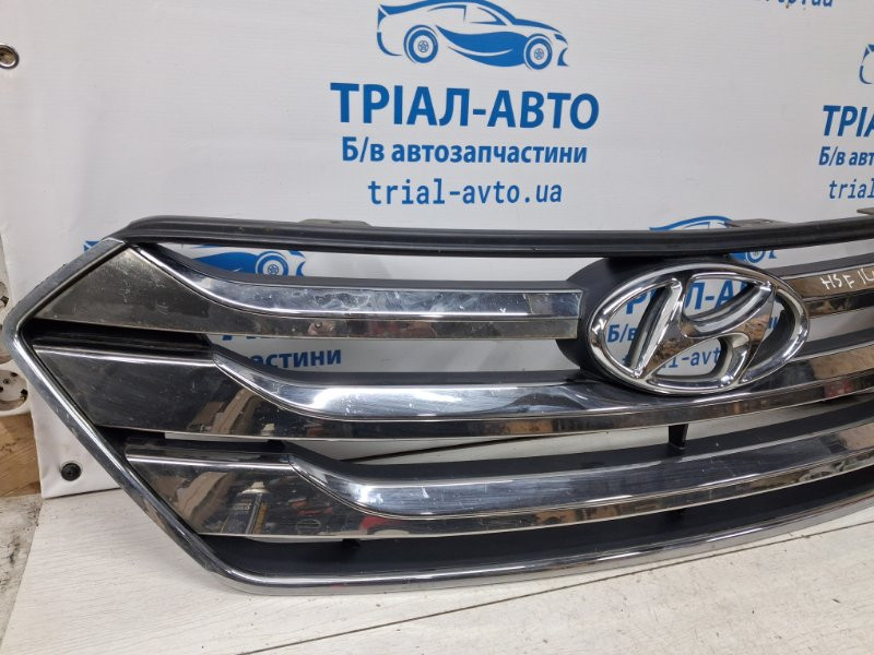Решетка радиатора Hyundai Santa fe DM 2.2 DIESEL D4HB 2012 (б/у) Киев - изображение 2