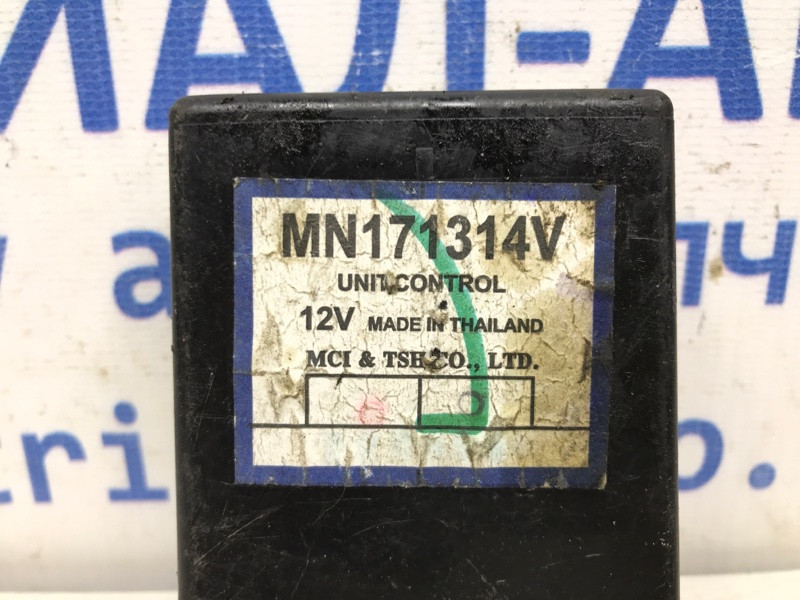 Блок управления полным приводом Mitsubishi L200 KB 2.5 ДИЗЕЛЬ 4D56U 2006 (б/у) Киев - изображение 3
