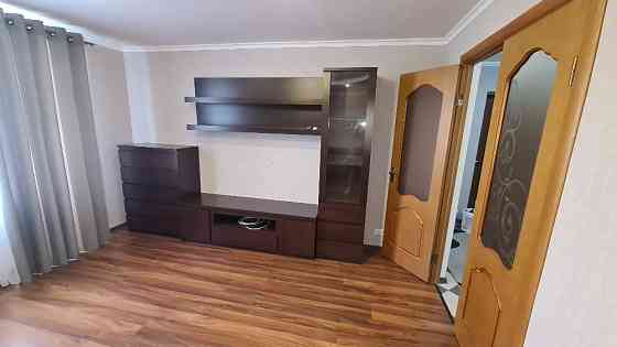 Умань. Продається 2-кім квартира. р-н Осташівка з Гаражем. Умань