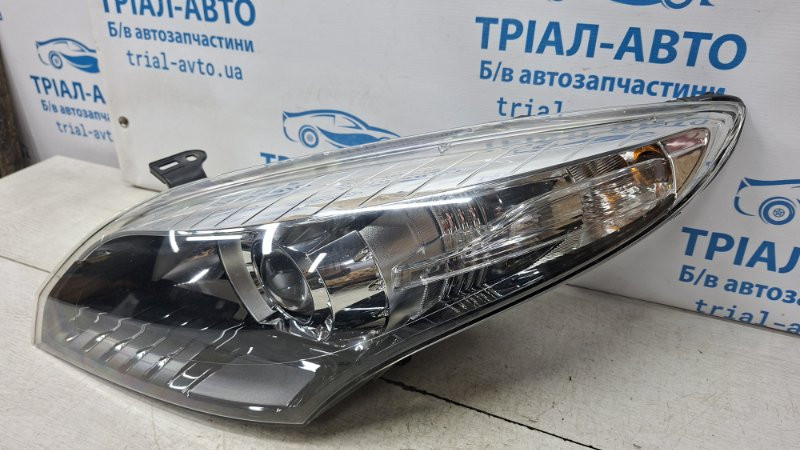 Фара левая Ксенон Renault Megane 3 1.5 DIESEL K9K 2008 (б/у) Київ - зображення 7