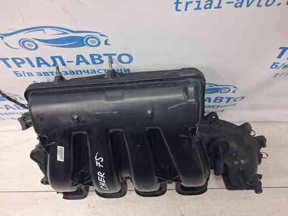 Коллектор впускной пластик Jeep Cherokee KL 2.4 БЕНЗИН ED6 2013 (б/у) Киев