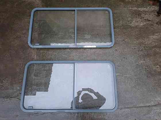 Стекло раздвижное боковое Ford Transit 2,5 86-00 Дніпро