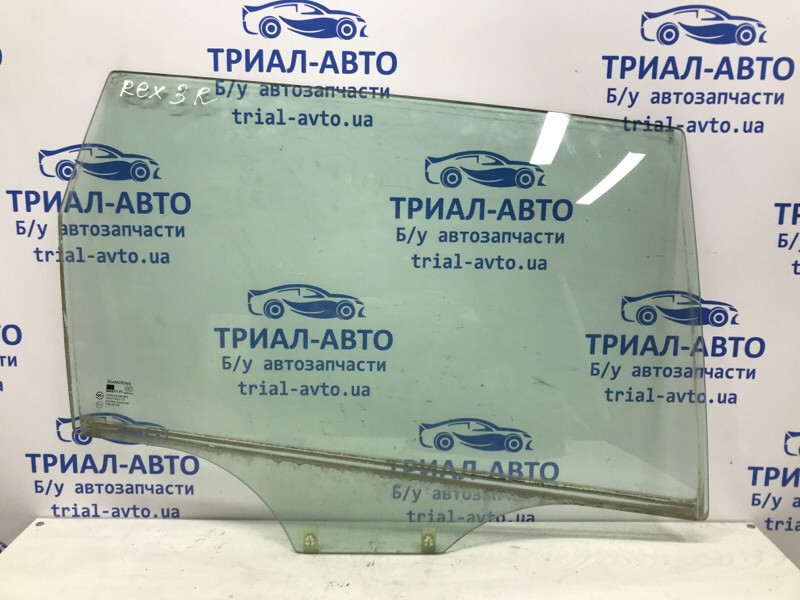Стекло двери заднее правое SsangYong Rexton Y250 2.7 D27DT 2006 (б/у) Киев - изображение 1