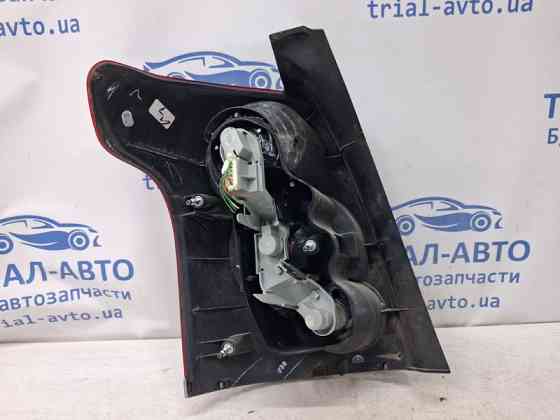 Фонарь задний внешний правый Toyota Avensis 2002-2010  (Арт. 78393) Киев